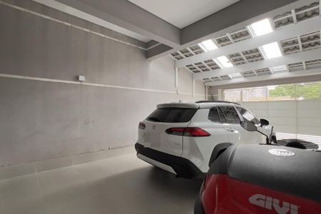 Casa à venda com 170m², 3 quartos e 4 vagasGaragem