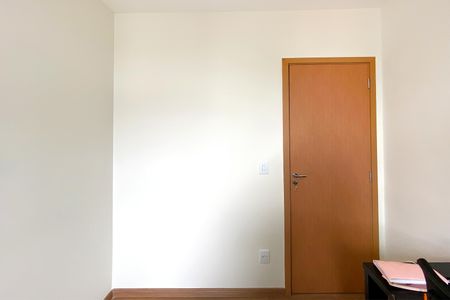 Apartamento à venda com 74m², 3 quartos e 2 vagas Apartamento à venda com 74m², 3 quartos e 2 vagasQuarto 2