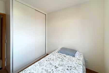 Apartamento à venda com 74m², 3 quartos e 2 vagas Apartamento à venda com 74m², 3 quartos e 2 vagasQuarto 3