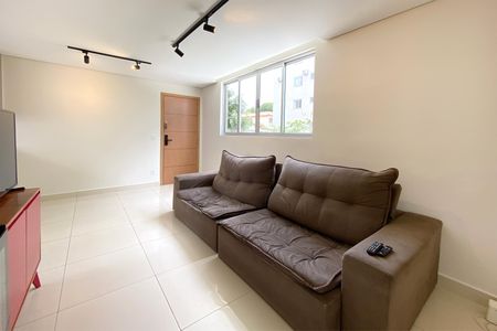 Apartamento à venda com 74m², 3 quartos e 2 vagas Apartamento à venda com 74m², 3 quartos e 2 vagasSala