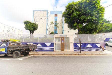 Apartamento à venda com 58m², 3 quartos e 1 vaga Apartamento à venda com 58m², 3 quartos e 1 vagaFachada + Placa