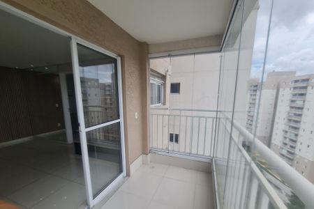 Apartamento para alugar com 60m², 2 quartos e 1 vaga Apartamento para alugar com 60m², 2 quartos e 1 vagaVaranda