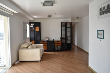 Apartamento à venda com 84m², 2 quartos e 2 vagasSala