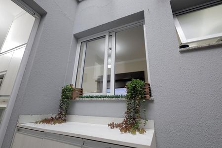 Apartamento para alugar com 50m², 2 quartos e 1 vagaÁrea de Serviço e Lazer