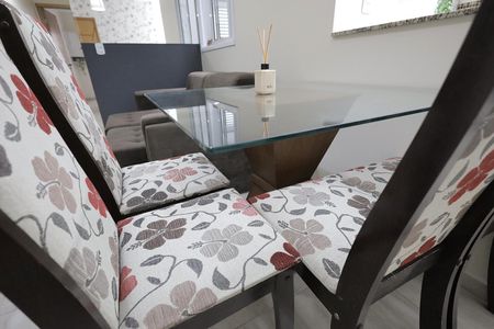 Sala de apartamento para alugar com 2 quartos, 50m² em Jardim Santo Antônio, Santo André