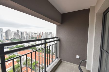 Apartamento à venda com 35m², 1 quarto e sem vaga Apartamento à venda com 35m², 1 quarto e sem vagaVaranda