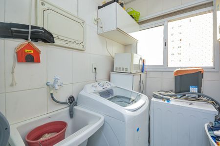 Apartamento à venda com 72m², 3 quartos e 1 vaga Apartamento à venda com 72m², 3 quartos e 1 vagaÁrea de Serviço