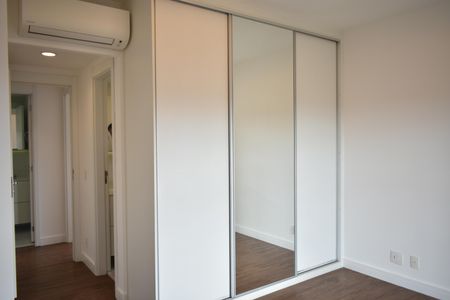 Apartamento para alugar com 98m², 3 quartos e 2 vagasSuíte