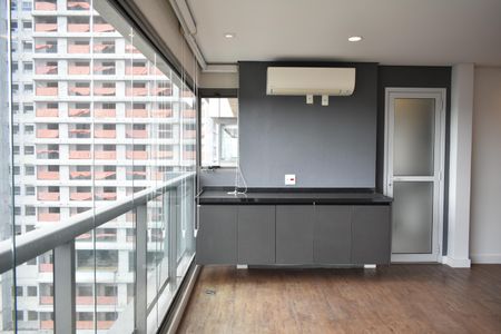 Apartamento para alugar com 98m², 3 quartos e 2 vagasSala