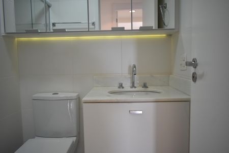 Apartamento para alugar com 98m², 3 quartos e 2 vagasBanheiro Social