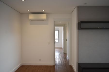 Sala de apartamento para alugar com 3 quartos, 98m² em Vila Clementino, São Paulo