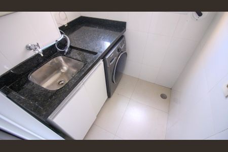 Apartamento à venda com 60m², 2 quartos e 1 vagaÁrea de Serviço