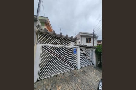 Casa para alugar com 187m², 2 quartos e 2 vagasFachada