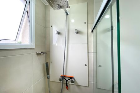 Apartamento à venda com 77m², 3 quartos e 1 vagaBanheiro da Suíte 1