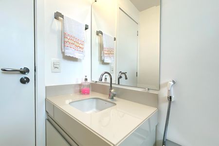 Apartamento à venda com 77m², 3 quartos e 1 vagaBanheiro