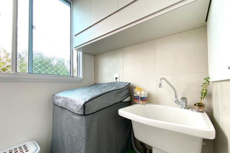 Apartamento à venda com 77m², 3 quartos e 1 vagaÁrea de Serviço