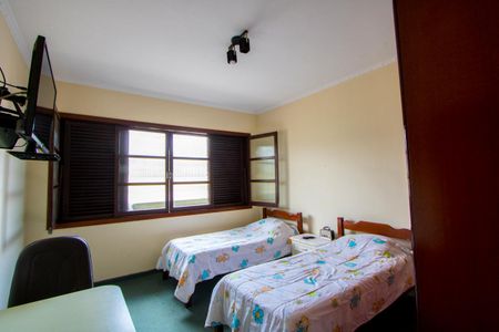 Casa à venda com 279m², 2 quartos e 2 vagasQuarto 1