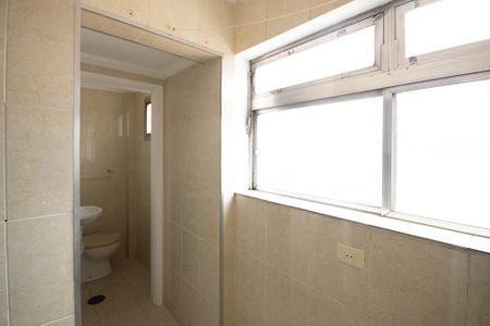 Apartamento para alugar com 65m², 2 quartos e 1 vagaÁrea de Serviço