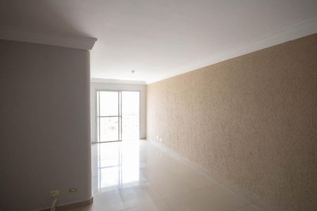 Sala  de apartamento para alugar com 2 quartos, 65m² em Vila Nivi, São Paulo