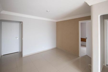 Apartamento para alugar com 65m², 2 quartos e 1 vagaSala 