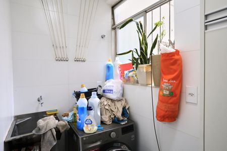 Apartamento à venda com 123m², 3 quartos e 1 vagaÁrea de Serviço