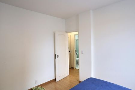Apartamento à venda com 123m², 3 quartos e 1 vagaQuarto