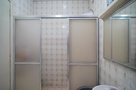 Apartamento à venda com 66m², 2 quartos e sem vagaBanheiro 