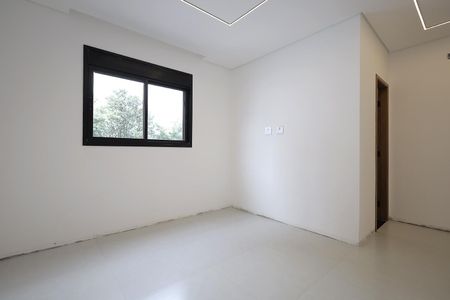 Casa à venda com 275m², 3 quartos e 8 vagas Casa à venda com 275m², 3 quartos e 8 vagasQuarto Suíte 1