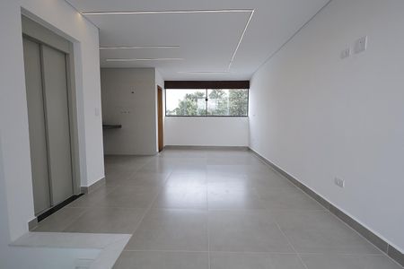 Casa à venda com 275m², 3 quartos e 8 vagas Casa à venda com 275m², 3 quartos e 8 vagasCobertura Gourmet