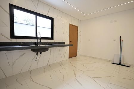 Casa à venda com 275m², 3 quartos e 8 vagas Casa à venda com 275m², 3 quartos e 8 vagasCozinha