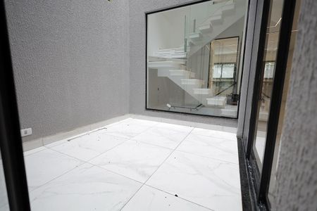 Casa à venda com 275m², 3 quartos e 8 vagas Casa à venda com 275m², 3 quartos e 8 vagasJardim de Inverno