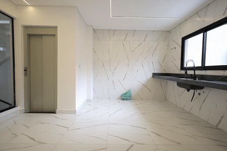 Casa à venda com 275m², 3 quartos e 8 vagas Casa à venda com 275m², 3 quartos e 8 vagasCozinha