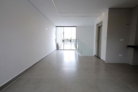 Casa à venda com 275m², 3 quartos e 8 vagas Casa à venda com 275m², 3 quartos e 8 vagasCobertura Gourmet