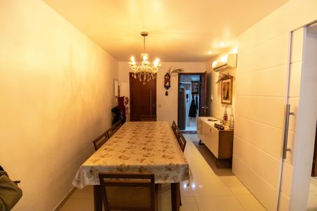 Apartamento à venda com 153m², 3 quartos e 1 vaga Apartamento à venda com 153m², 3 quartos e 1 vagaSala