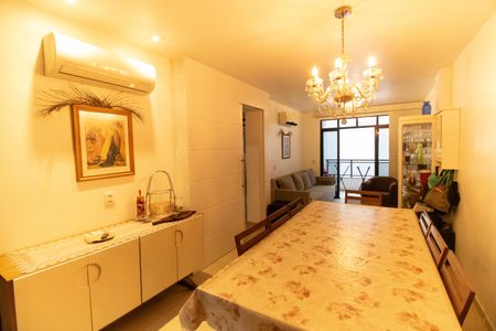 Apartamento à venda com 153m², 3 quartos e 1 vaga Apartamento à venda com 153m², 3 quartos e 1 vagaSala