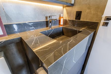 Casa de condomínio à venda com 27m², 1 quarto e sem vaga Casa de condomínio à venda com 27m², 1 quarto e sem vagaBanheiro