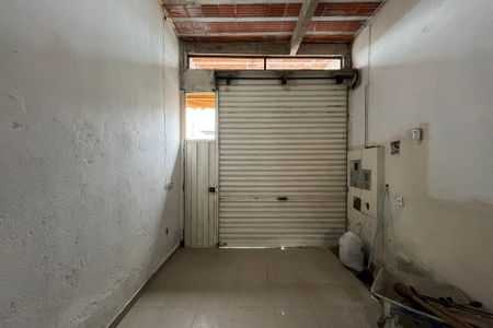 Casa para alugar com 60m², 2 quartos e 1 vaga Casa para alugar com 60m², 2 quartos e 1 vagaGaragem