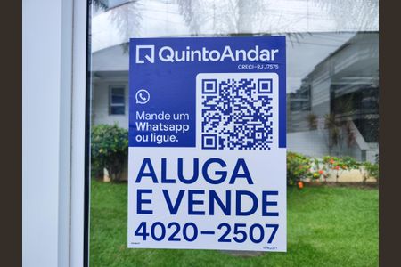 Apartamento à venda com 110m², 3 quartos e 4 vagas Apartamento à venda com 110m², 3 quartos e 4 vagasPlaquinha