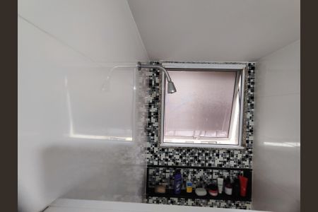 Apartamento à venda com 110m², 3 quartos e 4 vagas Apartamento à venda com 110m², 3 quartos e 4 vagasBanheiro da Suíte