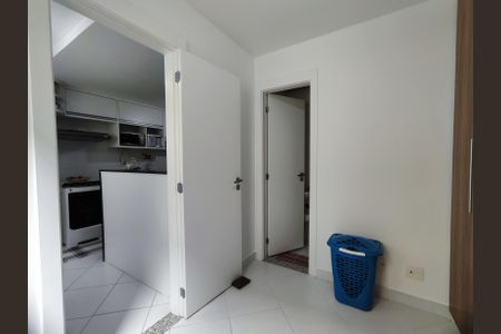 Apartamento à venda com 110m², 3 quartos e 4 vagas Apartamento à venda com 110m², 3 quartos e 4 vagasQuarto de Serviço