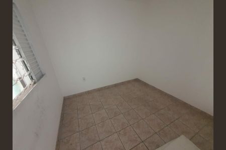 Casa à venda com 4 quartos, 240m² em Vila Sao Paulo, São Paulo