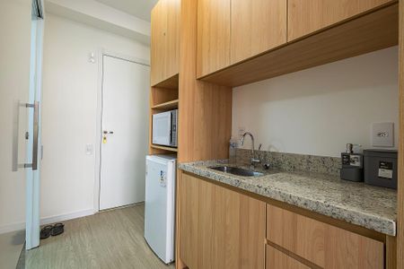 Studio de kitnet/studio para alugar com 1 quarto, 25m² em Vila Madalena, São Paulo