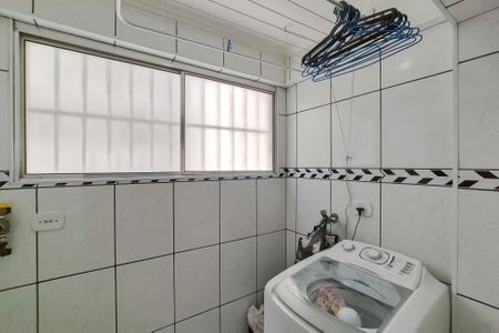 Apartamento para alugar com 56m², 2 quartos e 1 vagaÁrea de Serviço