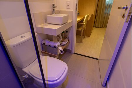 Apartamento à venda com 53m², 2 quartos e 1 vagaBanheiro da Suíte 2