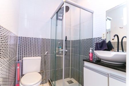 Apartamento à venda com 70m², 3 quartos e sem vagaBanheiro Social