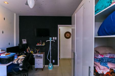 Apartamento à venda com 70m², 3 quartos e sem vagaQuarto 2 
