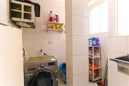 Apartamento à venda com 70m², 3 quartos e sem vagaÁrea de Serviço