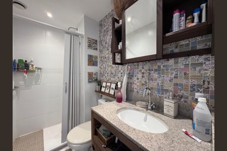 Apartamento para alugar com 144m², 3 quartos e 2 vagasBanheiro Social