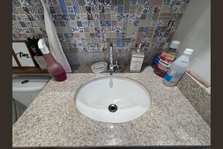 Apartamento para alugar com 144m², 3 quartos e 2 vagasBanheiro Social