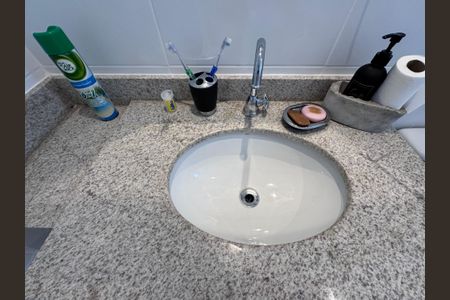 Apartamento para alugar com 144m², 3 quartos e 2 vagasSuíte 2 - Banheiro